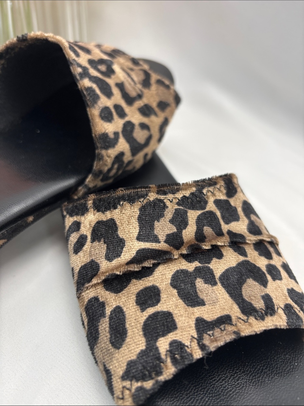 Daniel Green Women’s 7 Leopard Print Slide Mules in Brown #356 - Picture 11 of 12